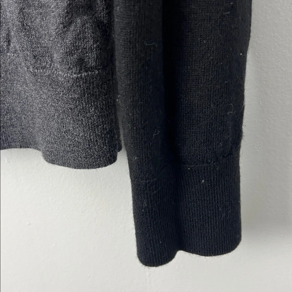 Banana Republic 100% Italian Fine Merino Wool Raglan Crewneck Sweater